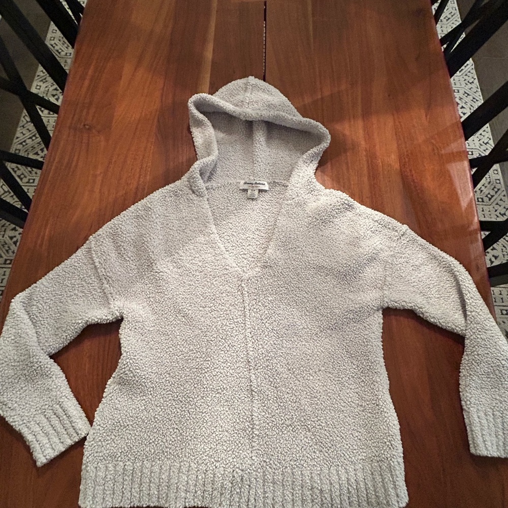 Tommy Bahama Light Gray V-Neck Hooded Sweater